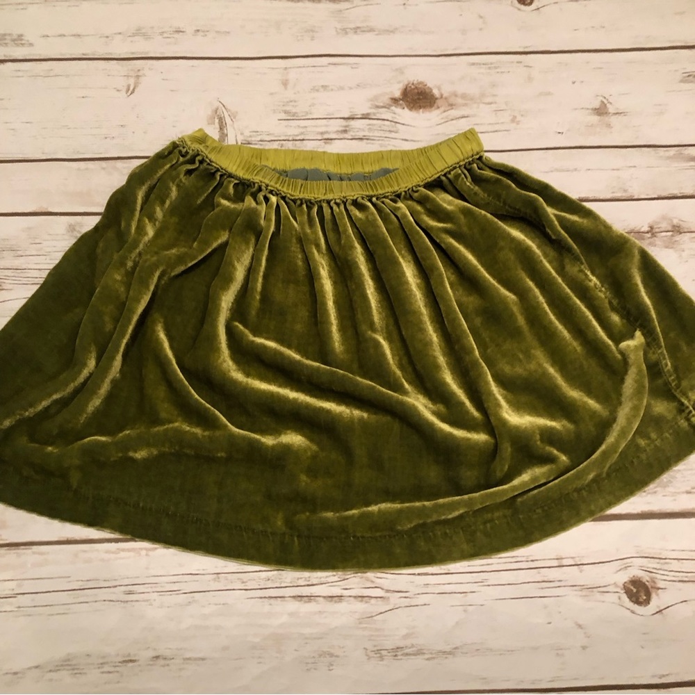 Neige green velour skirt